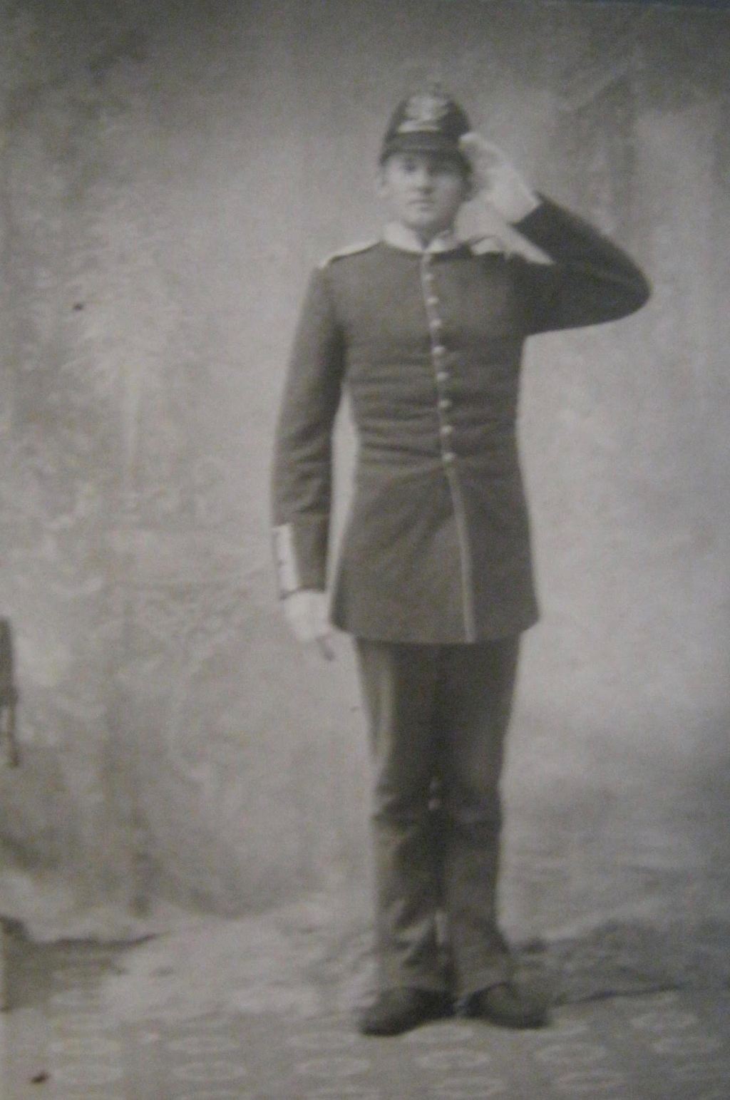 Roy Ault listened to his grandfather’s Spanish-American war&nbsp;stories