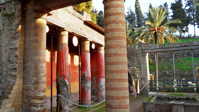 Herculaneum: House of the Relief of Telephus