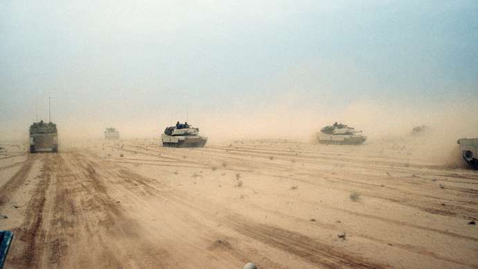 Kuwait: U.S. 1st Armored Division M1A1 Abrams tanks